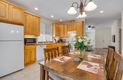 Glen Ellen Casa | Glen Ellen Retreat #1 Hot Tub and King Beds