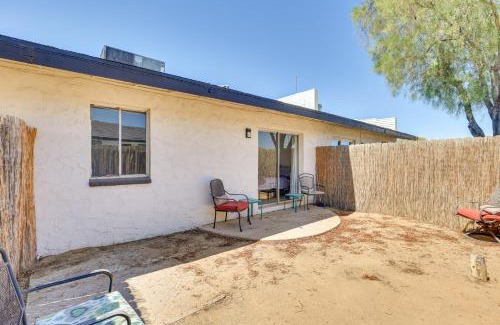 Glendale Apartamento | Glendale Unit with Private Yard Near Sports Venues!