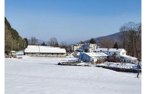 Delaware Water Gap Hotel | Glenwood Inn & Conference Center