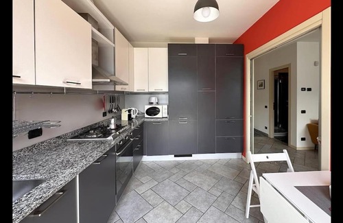 Carate Urio Casa | Glittering Lake View