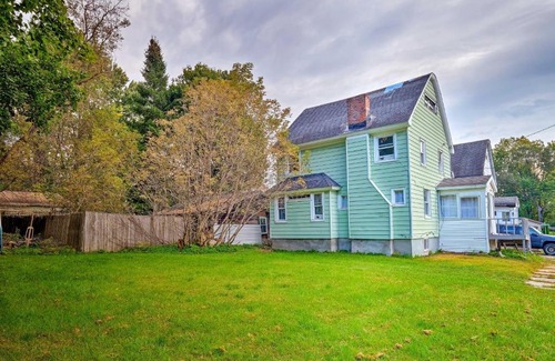 Gloversville Apartamento | Gloversville Apartment with Fireplace and Essentials!