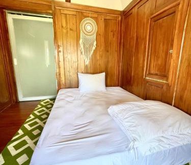 Sekotong Barat Hotel | Golden Beach Hotel Sekotong