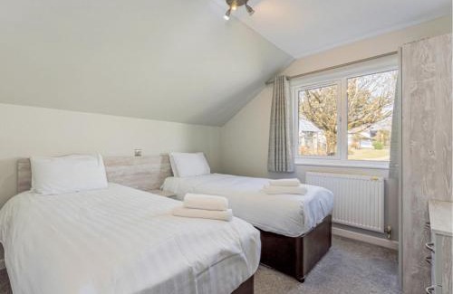 Woolacombe Villa | Golden Coast Leisure Park - Ocean Tide Villa Pets E