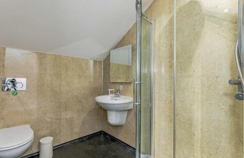 Woolacombe Villa | Golden Coast Leisure Park - Ocean Tide Villa Pets E