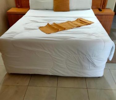 Livingstone Hotel | Golden Days Lodge