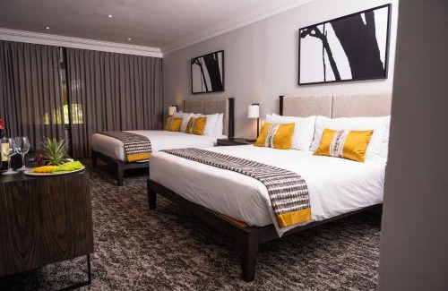 Scottsville Hotel | Golden Horse Hotel