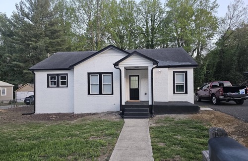 Kannapolis Casa | Golden lane Villa