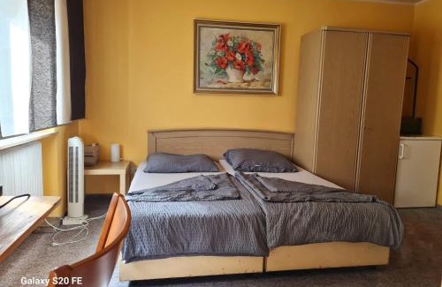 Langenzenn Casa | Golden Rangau Hotel & Pension