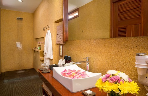 Downtown Siem Reap Hotel | Golden Temple Residence