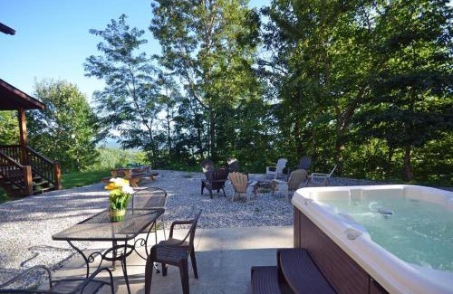 Bryson City Casa | Goldies Hideaway