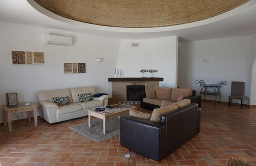 Valados Villa | Goldra Cozy Villa with private pool