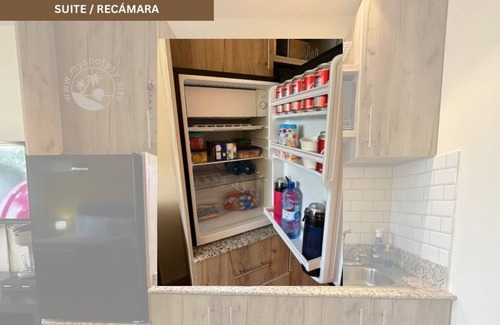 Playa Coronado Apartamento | Golf, Playa, Piscina y más en una suite privada ubicada en un Complejo de Lujo.