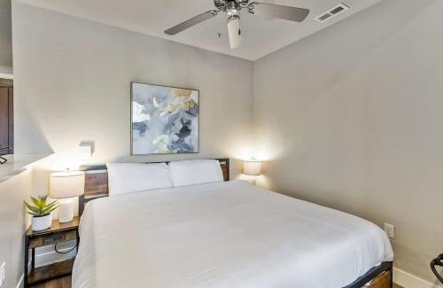 Downtown Salt Lake City Apartamento | Golf Simulator Delta Salt Palace Gym King Bed