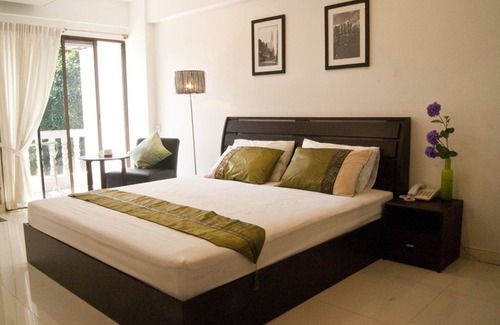 Bang Na Hotel | Good Houses Apartment