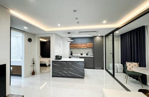 Seocho-dong Apartamento | Goodfellow seocho gangnam Seoul arts center