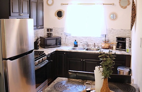 Calexico Apartamento | Gorgeous Boho Style One Bedroom Studio/Desert Getaway