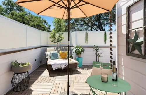 Sebastopol Casa | GORGEOUS GUESTHOUSE ~ OUTDOOR OASIS