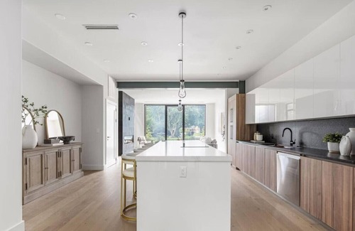 SouthPark Casa | Gorgeous Home in Charlotte #102