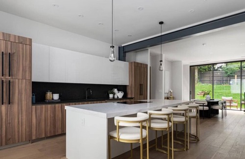 SouthPark Casa | Gorgeous Home in Charlotte #102