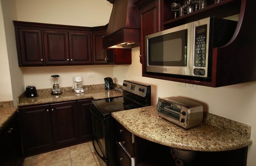 Esterillos Este Condominio | Condominio de lujo, hermosa piscina. Playa Bejuco