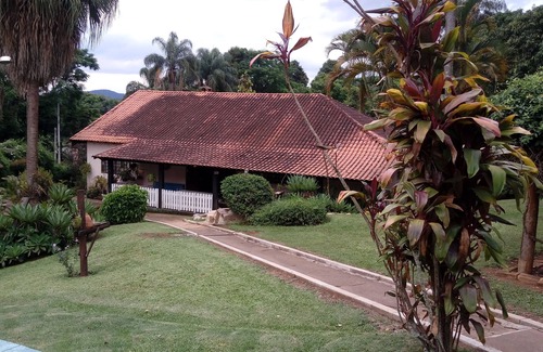 Itatiba Casa | Sitio magnífico, Ocio completa, Pista de tenis, Paisajismo, Matas, Río