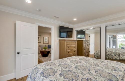 Orange Casa | Gorgeous Upgraded 5 Bedroom & 4 Bath Home with Jacuzzi