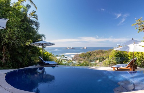 Ixtapa Villa | Magníficas vistas en un entorno natural seguro