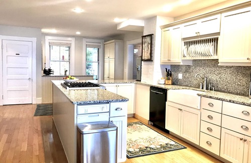 Bayside Casa | Hermosa propiedad frente al mar en el histórico Bayside