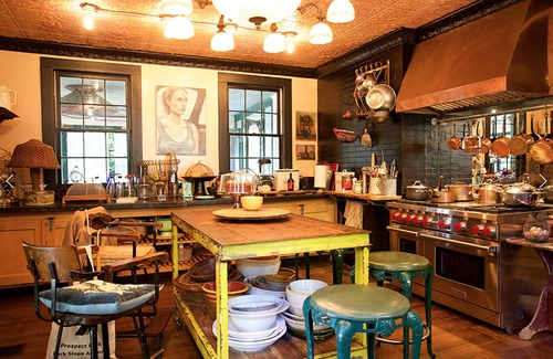 Lewisboro Casa | Preciosa casa de Westchester con piscina, jacuzzi, sala de vapor y tenis.