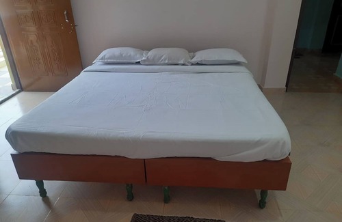 Patia Hotel | Goroomgo Santi Mahal Bhubaneswar