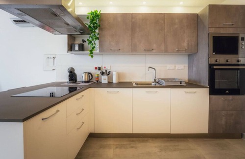 Xewkija Apartamento | Gozo Haven Stylish Escape This Spacious 3-bed