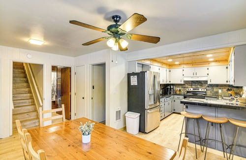 Graeagle Cabina | Graeagle Vacation Rental Cabin w/ Game Room!