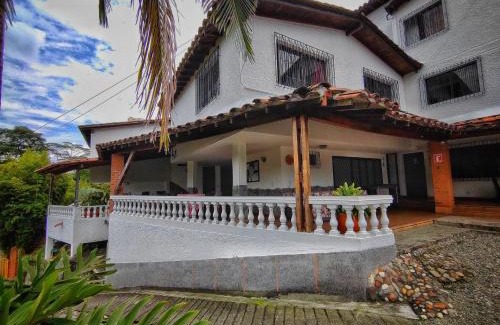 La Estrella Hotel | Gran Tierra - Sabaneta