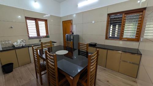 Kannur Casa | Grand Beach Villa