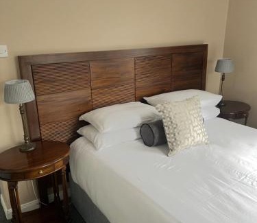 Omeath Hotel | Grand Central Hotel