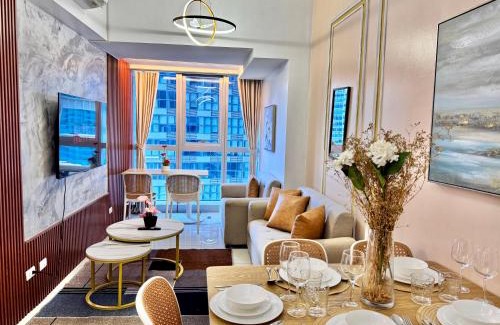 Bonifacio Global City Apartamento | Grand Deluxe 3BR with Bathtub in Uptown BGC