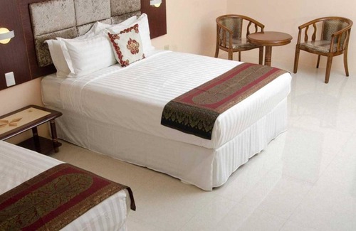 St. Helena Hotel | Grand Diamond Hotel Suites Trinidad