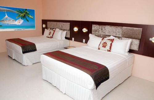 St. Helena Hotel | Grand Diamond Hotel Trinidad