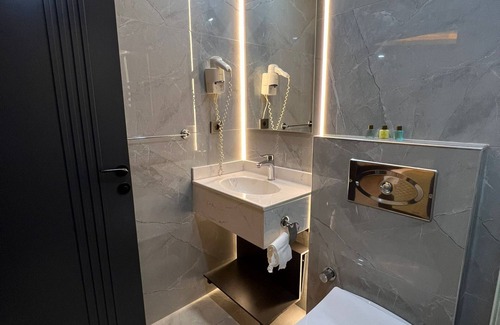 Akdeniz Hotel | Grand Ezel Hotel