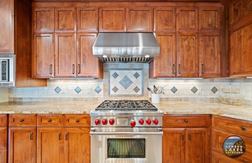 Lake Geneva Casa | Grand Luxe | Geneva Lakefront Escape | Private Pier | Tennis & Pickleball Court | Views