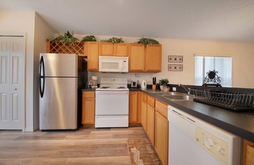 Westbury Casa | Grand Luxury 4BD Pool Home @ Disney & Universal - Pet Friendly Upon Request