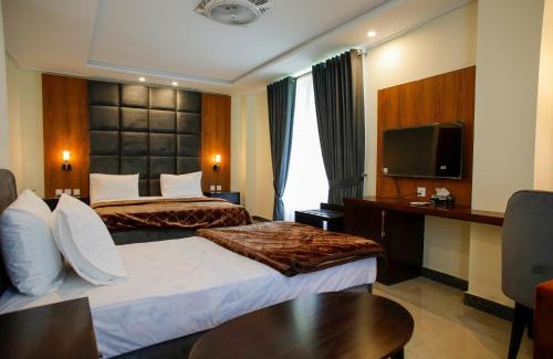 Murree Hotel | Grand Premium Continental Hotel Murree