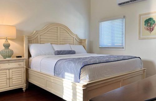 Cockburn Town Hotel | Grand Turk Inn