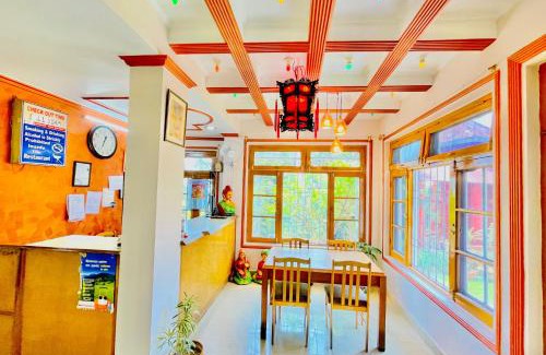 Dharamshala Hotel | Grand view lodge and Restaurant Dharamshala