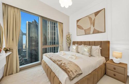 Downtown Dubai Apartamento | Grandeur 2 Bedroom Apartments I Burj Khalifa & Fountain Views I Free Parking, Gym, Pool, Wi-Fi & PS5 I by Skyline Serenity