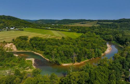 New Trenton Casa | Grandma Kellys Southeast Indiana Farmhouse!