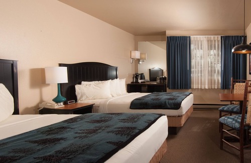 West Thumb Hotel | Grant Village - Inside the Park