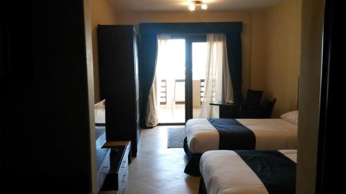 Al Mamsha El Seyahi Apartamento | Gravity Hotel - Samra Bay - A luxury studio apartment just for you