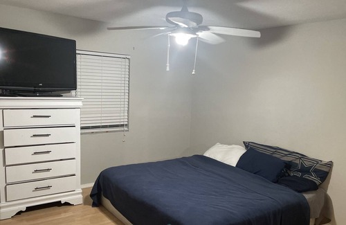 Harlingen Casa | Great 2 story home for a getaway. Harlingen Tx