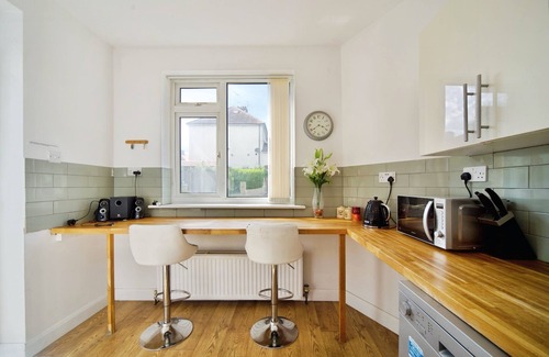 High Barnet Casa | Great Deal Beautiful 3 Bedroom House London